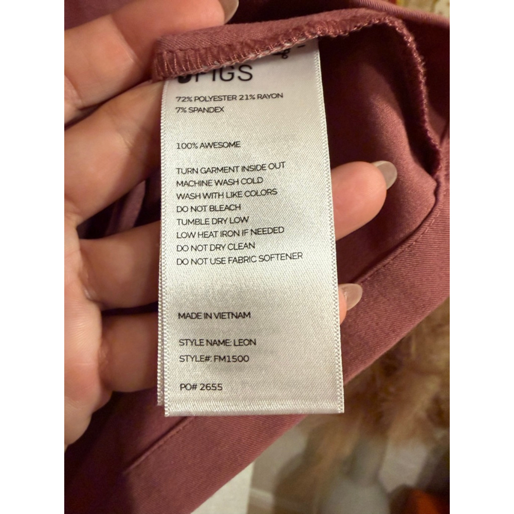 Preowned, FIGS Men's Leon™ Three-Pocket Scrub Top (Style# FM1500), PO2655,Large - Picture 4 of 5